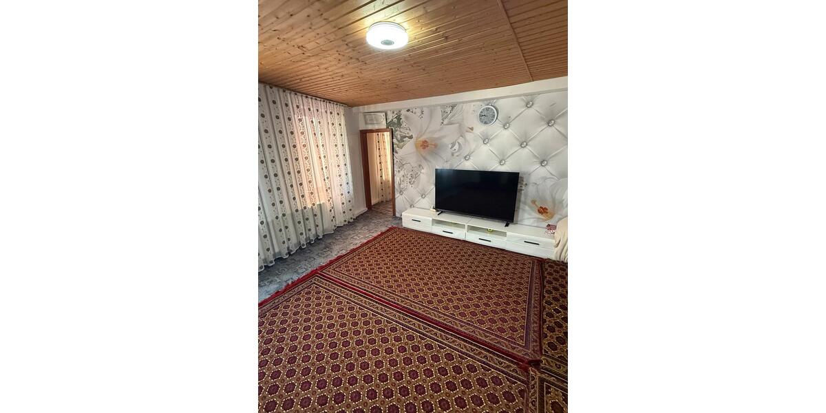 Etagenwohnung Merzig - 5 Zimmer, 160 m&sup2;, 1.250&euro; | Angebot:26069167