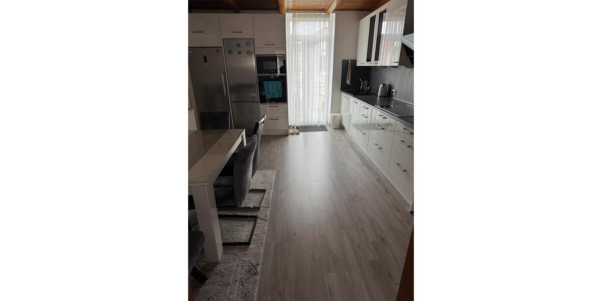 Etagenwohnung Ludwigshafen am Rhein Ludwigshafen-Hemshof - 4 Zimmer, 96 m&sup2;, 1.650&euro; | Angebot:25934719