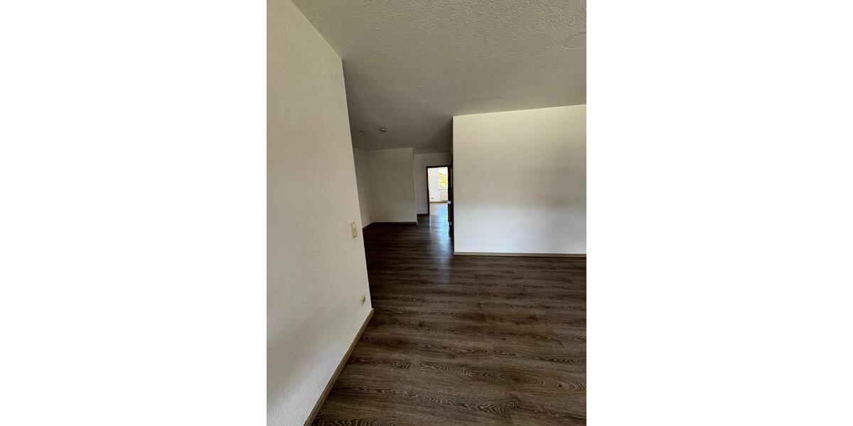 Etagenwohnung Hameln - 3 Zimmer, 90 m&sup2;, 730&euro; | Angebot:26492931