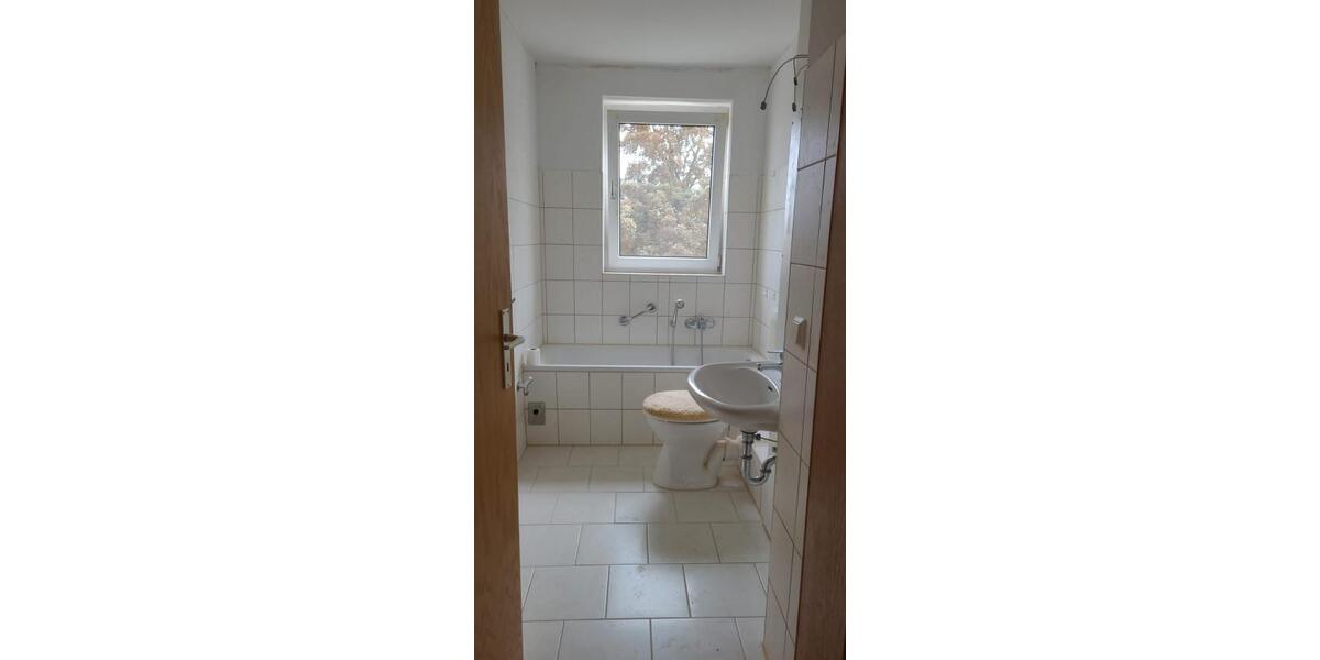 Etagenwohnung Oschersleben (Bode) - 2 Zimmer, 49 m&sup2;, 329&euro; | Angebot:26268413