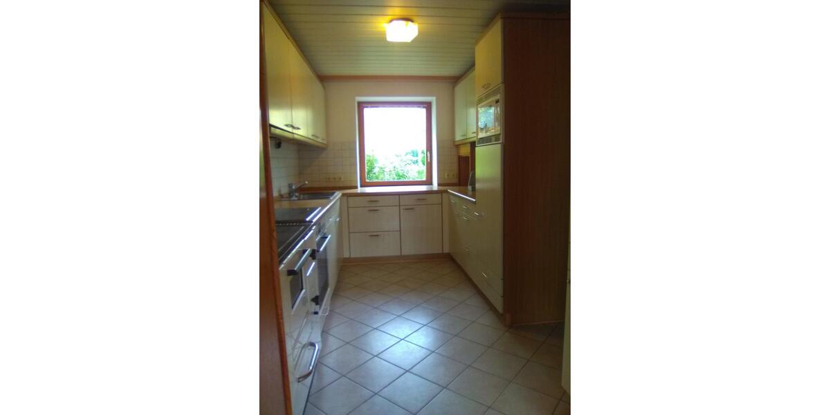 Erdgeschoßwohnung Kirchberg - 3 Zimmer, 100 m&sup2;, 875&euro; | Angebot:26288317