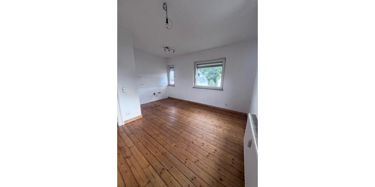 Etagenwohnung Kreuztal - 2 Zimmer, 55 m&sup2;, 415&euro; | Angebot:25230723