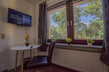 Wohnen auf Zeit Nordenham - 4 Zimmer, 130 m&sup2;, 35&euro; | Angebot:22840862