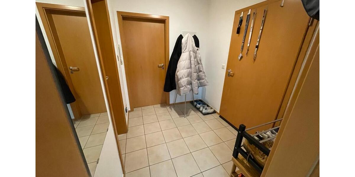 Erdgeschoßwohnung Regensburg Galgenberg - 1.5 Zimmer, 67 m&sup2;, 1.050&euro; | Angebot:25876480