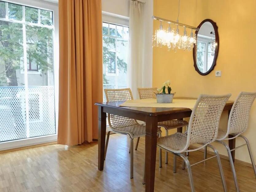 Fully-furnished 3-Zimmer-Wohnung in Striesen, Dresden