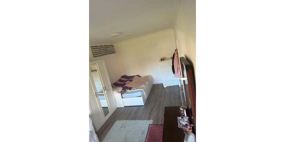 Wohnen auf Zeit Halstenbek - 1 Zimmer, 130 m&sup2;, 800&euro; | Angebot:26094299