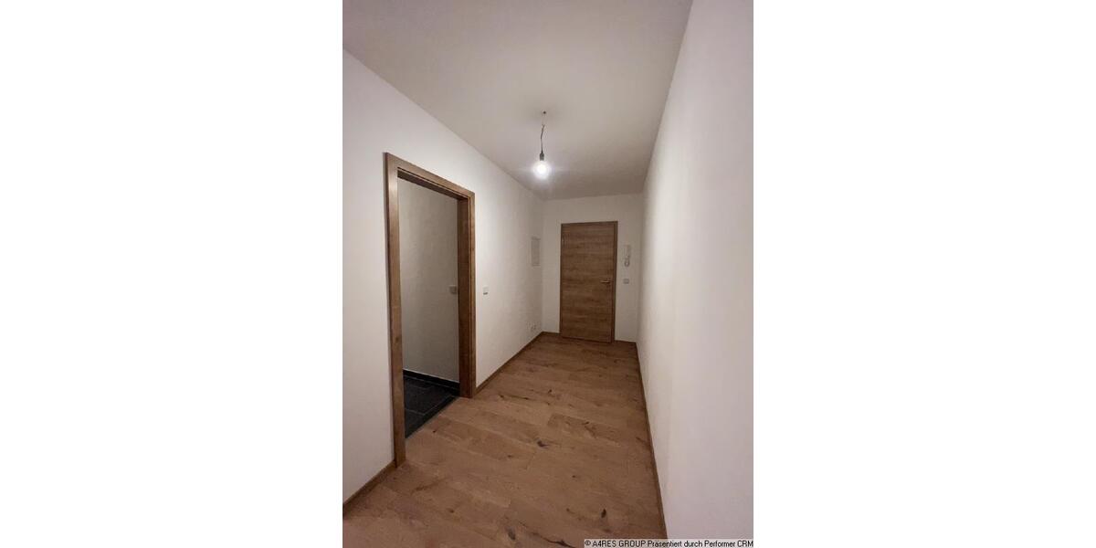 Erdgeschoßwohnung Zittau - 2 Zimmer, 82 m&sup2;, 492&euro; | Angebot:23814713