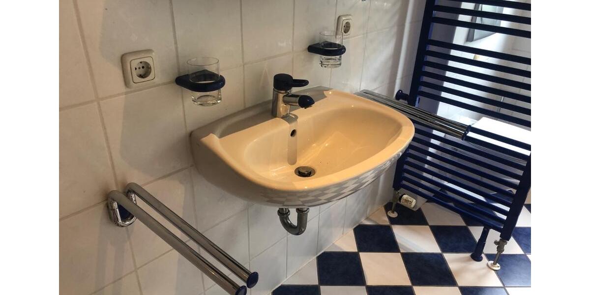 Dachgeschoßwohnung Lissendorf - 3 Zimmer, 143 m&sup2;, 1.050&euro; | Angebot:25056598