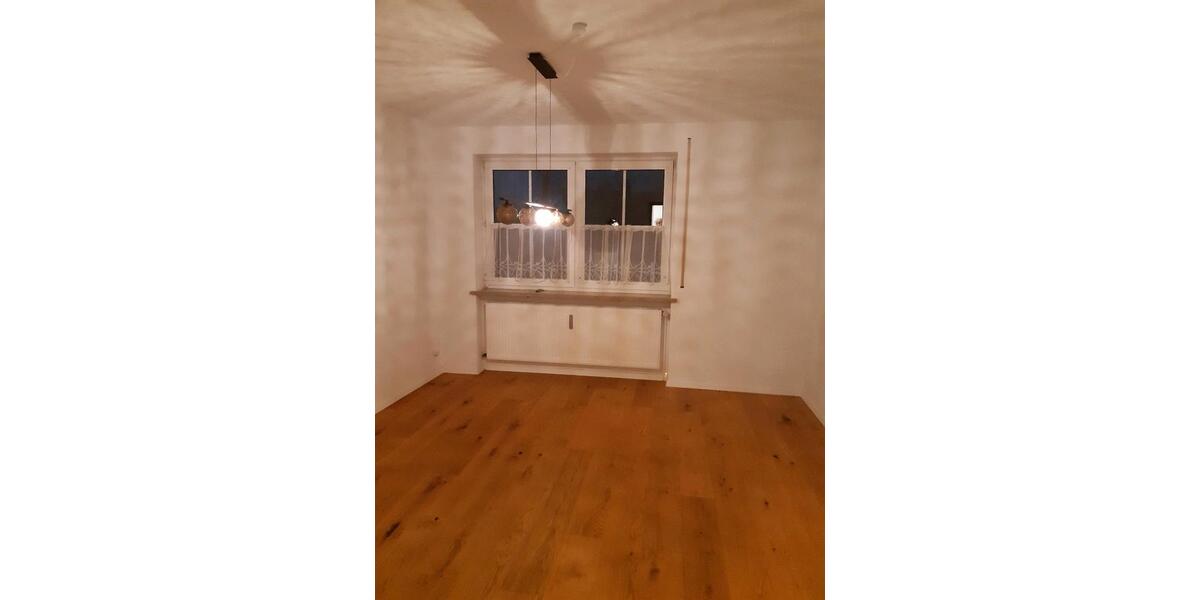 Etagenwohnung Hof Christiansreuth - 4 Zimmer, 95 m&sup2;, 980&euro; | Angebot:24827228