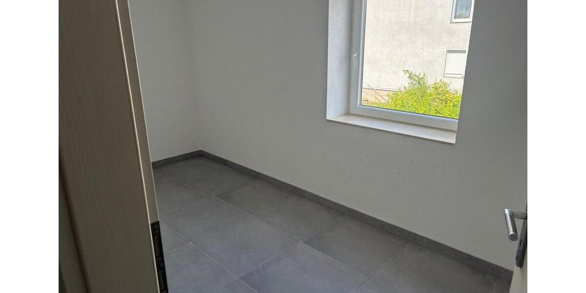 Etagenwohnung Neustadt an der Donau - 1 Zimmer, 68 m&sup2;, 1.000&euro; | Angebot:26639950