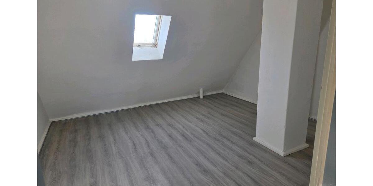 Etagenwohnung Schöningen - 4 Zimmer, 87 m&sup2;, 550&euro; | Angebot:26067771