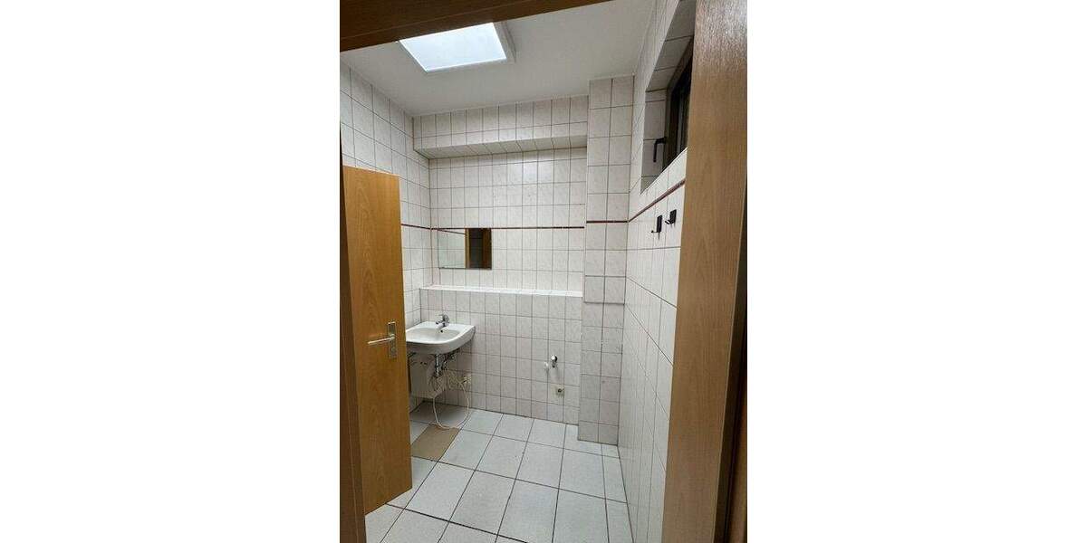 Gewerbeobjekt Neubrandenburg Katharinenviertel - 2 Zimmer, 56 m&sup2;, 300&euro; | Angebot:25683215