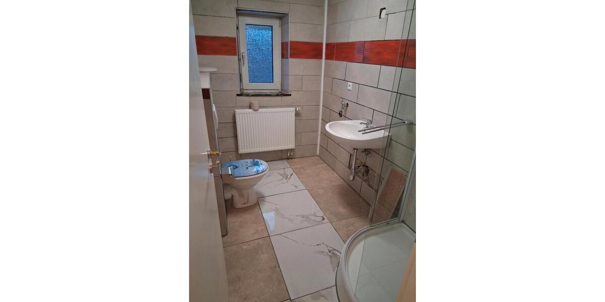 Doppelhaushälfte Schwandorf - 3 Zimmer, 110 m&sup2;, 1.200&euro; | Angebot:24722796