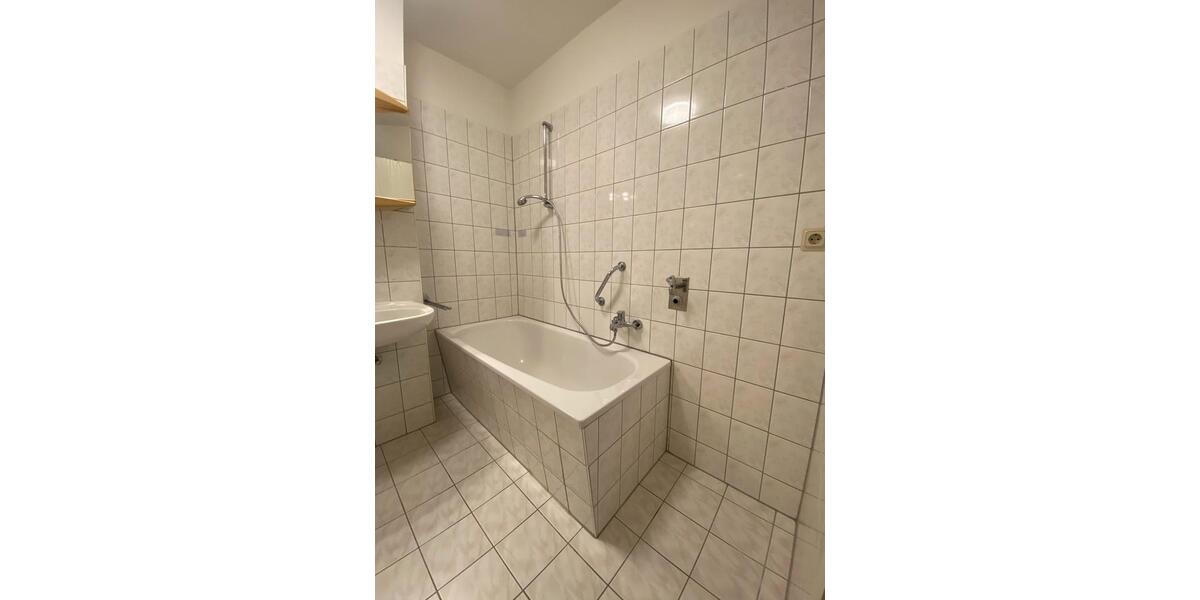 Etagenwohnung Pasewalk - 2 Zimmer, 65 m&sup2;, 450&euro; | Angebot:26419014