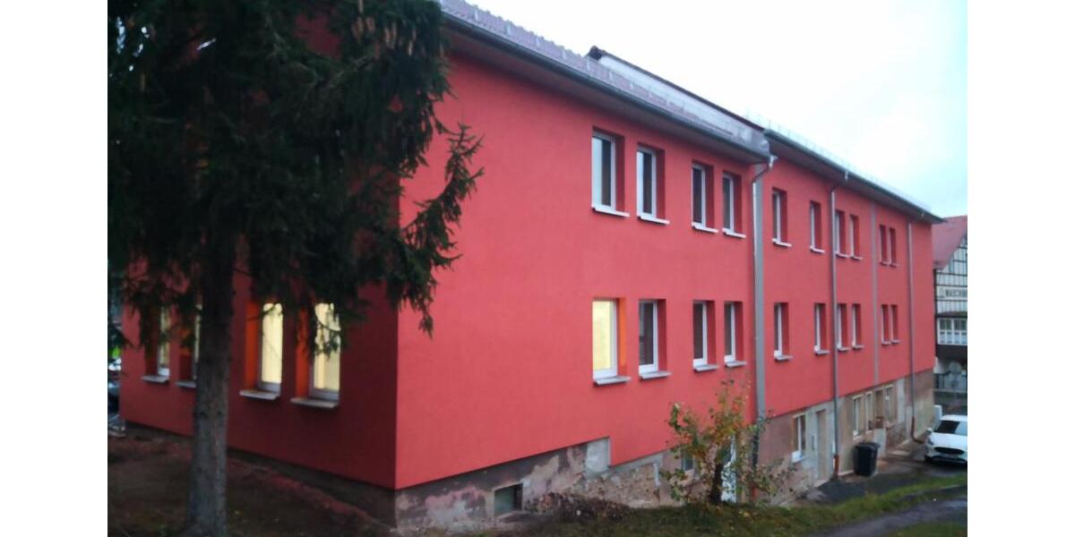 Etagenwohnung Pößneck - 4 Zimmer, 100 m&sup2;, 1.000&euro; | Angebot:22981819