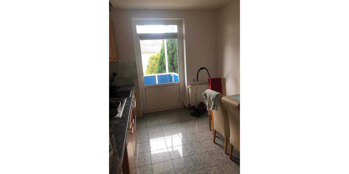 Etagenwohnung Seelze - 3 Zimmer, 85 m&sup2;, 600&euro; | Angebot:26705909