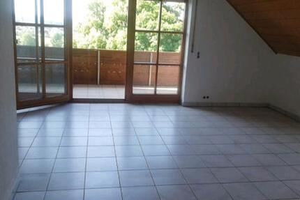 Wohnung Adelsdorf - 4 Zimmer, 105 m&sup2;, 1.300&euro; | Angebot:26534452
