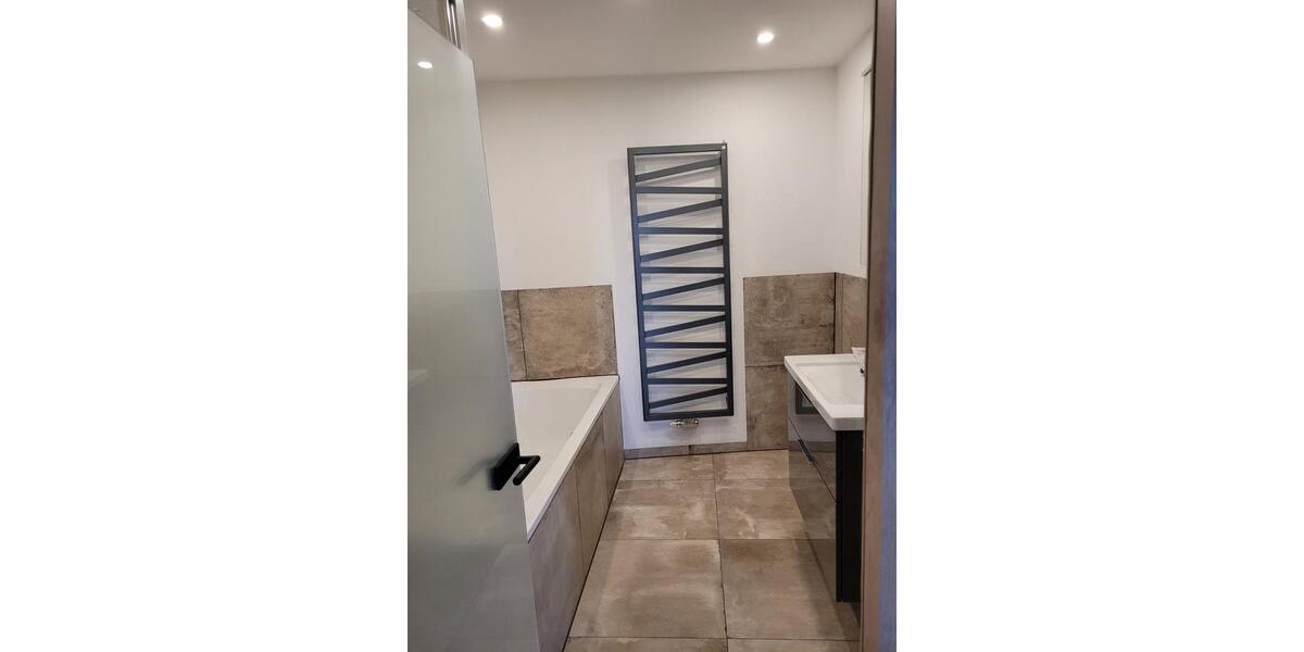 Dachgeschoßwohnung Amberg - 3 Zimmer, 70 m&sup2;, 890&euro; | Angebot:24463357