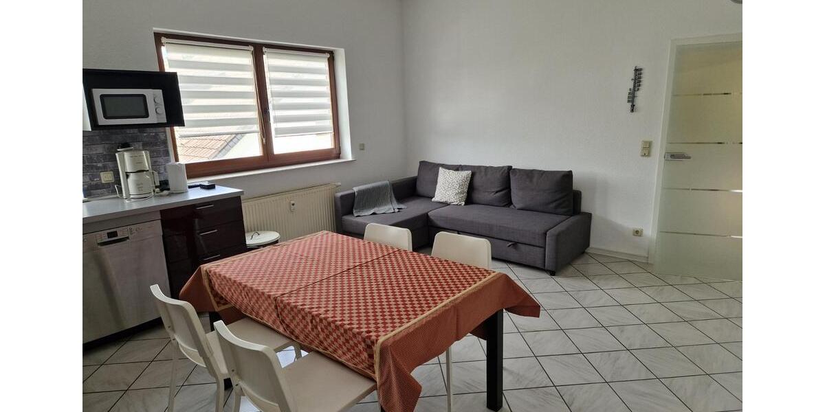 Hochparterre Wiesbaden Bierstadt - 3 Zimmer, 80 m&sup2;, 1.250&euro; | Angebot:24981602