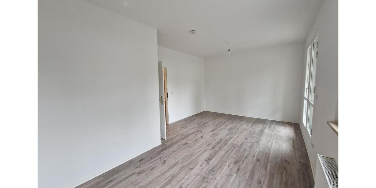 Erdgeschoßwohnung Dessau-Roßlau Brambach - 4 Zimmer, 65 m&sup2;, 389&euro; | Angebot:26549415