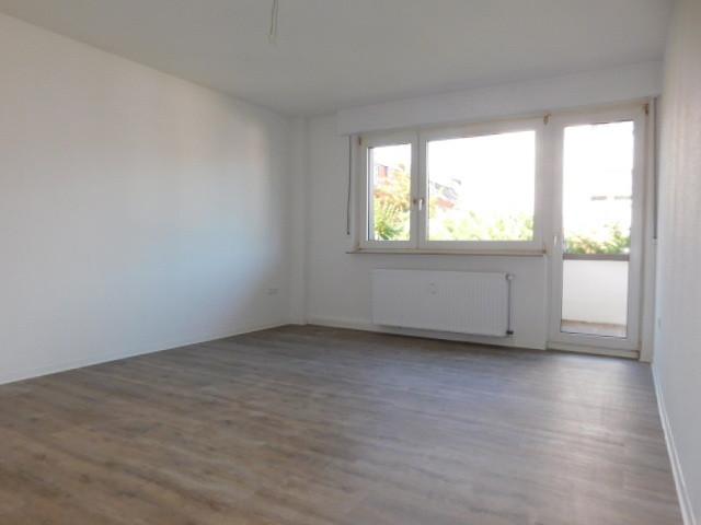 Etagenwohnung Krefeld Gellep-Stratum - 3 Zimmer, 72 m&sup2;, 847&euro; | Angebot:24635153