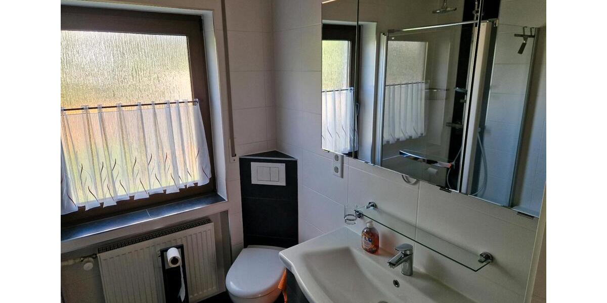 2-Zimmer-Wohnung im Erdgeschoss mit Kamin und großen Garten 2 zimmer