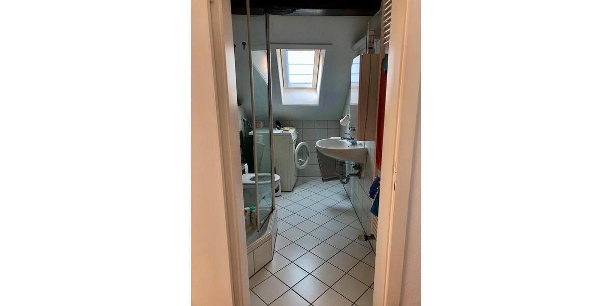Dachgeschoßwohnung Bielefeld Schildesche - 3 Zimmer, 52 m&sup2;, 620&euro; | Angebot:25636002