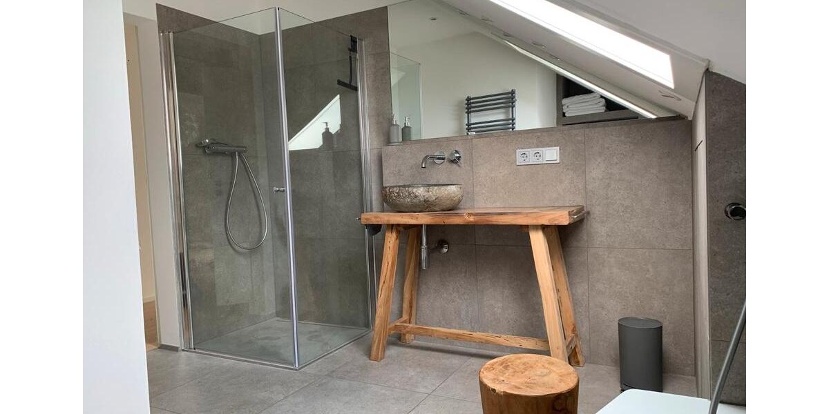 Dachgeschoßwohnung Hünfeld - 3 Zimmer, 88 m&sup2;, 970&euro; | Angebot:26197333