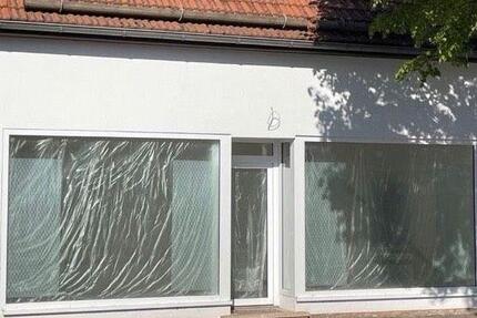 Ladenlokal & Büro in zentraler Lage in Adorf zu vermieten zimmer