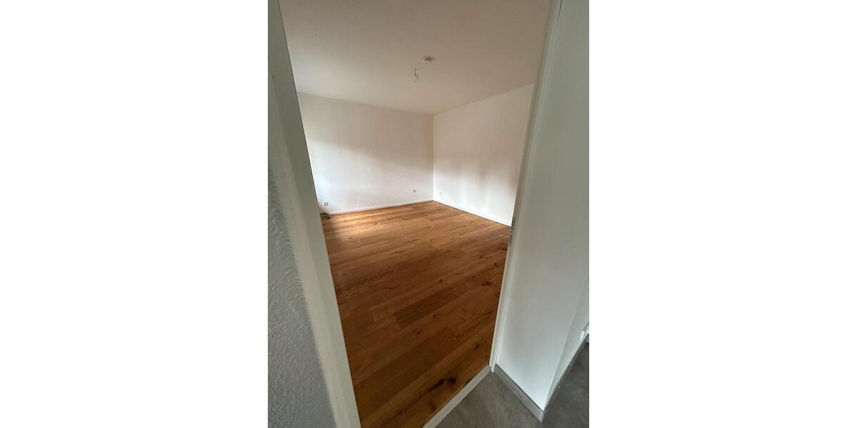 Hochparterre Trier Feyen-Weismark - 3 Zimmer, 102 m&sup2;, 1.150&euro; | Angebot:26114613