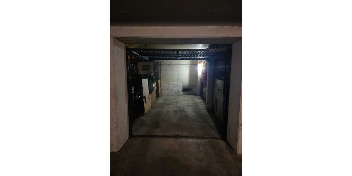 Zur Vermietung steht eine helle und großzügig geschnittene 3 Zimmer Wohnung mit 74 qm im Hochparterr - 3- Ludwigsburg Pflugfelden | Angebot:27079541