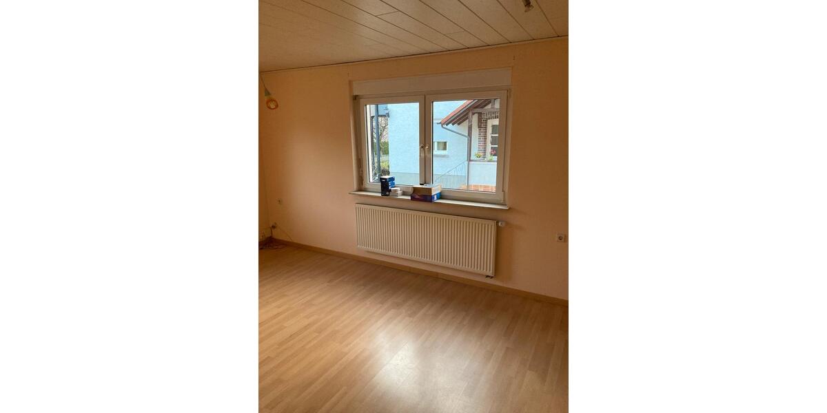 Erdgeschoßwohnung Untermünkheim - 4 Zimmer, 77 m&sup2;, 700&euro; | Angebot:25934836
