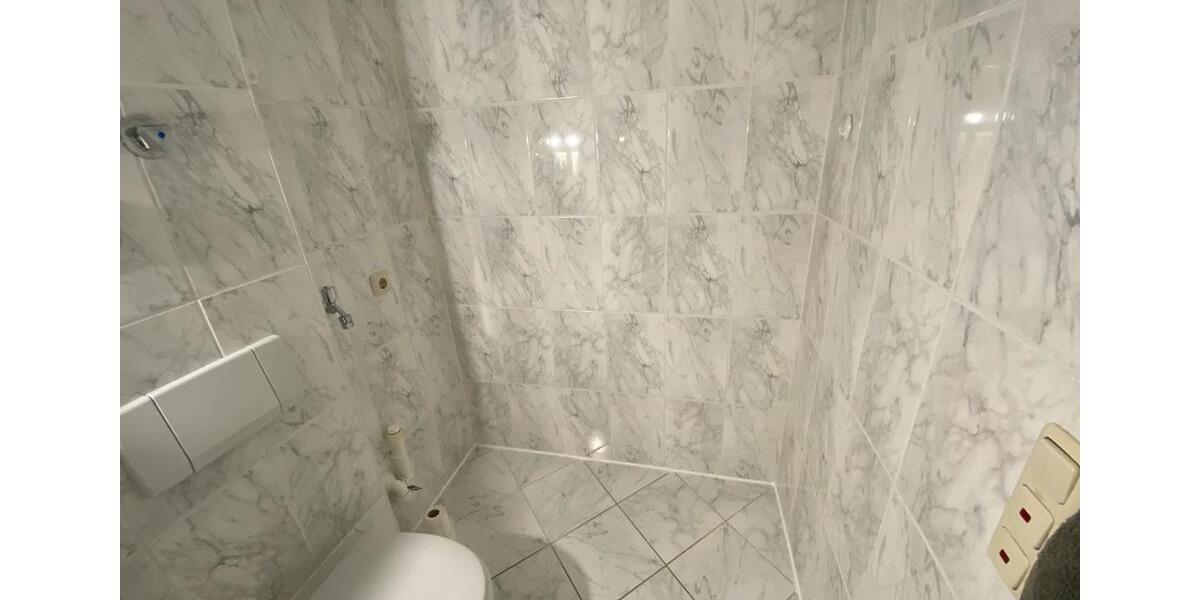 Schöne 65m2 Wohnung - Teiluntervermietung 2 zimmer