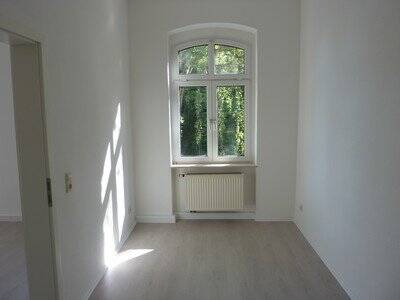 Etagenwohnung Weißenfels - 4 Zimmer, 81 m&sup2;, 410&euro; | Angebot:25733073