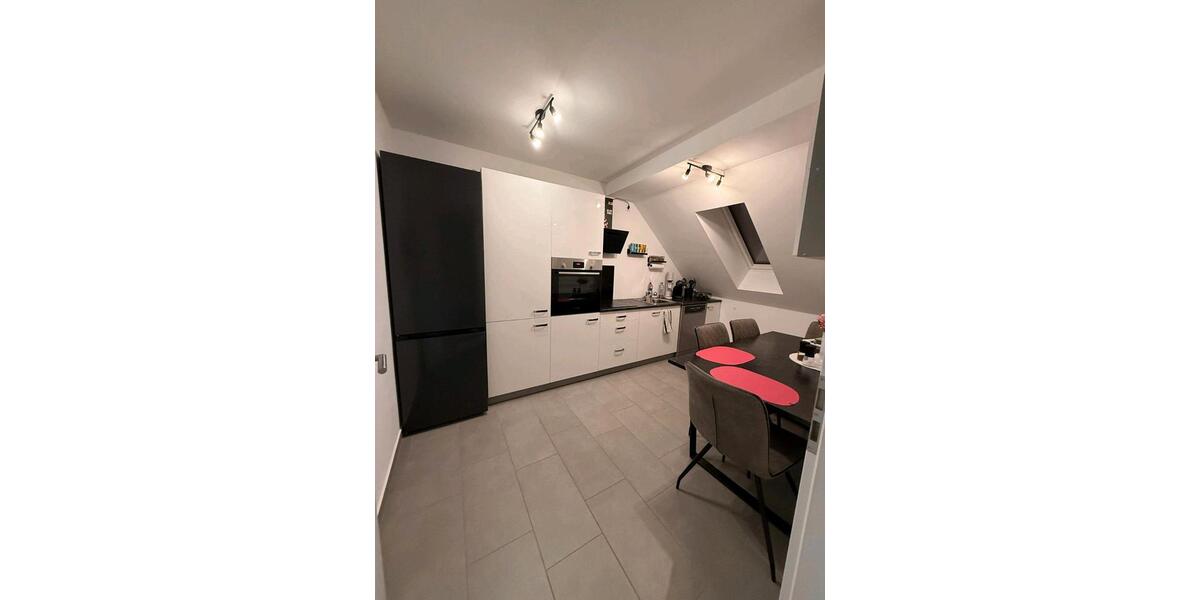 Dachgeschoßwohnung Osterhofen - 3 Zimmer, 50 m&sup2;, 550&euro; | Angebot:24849824