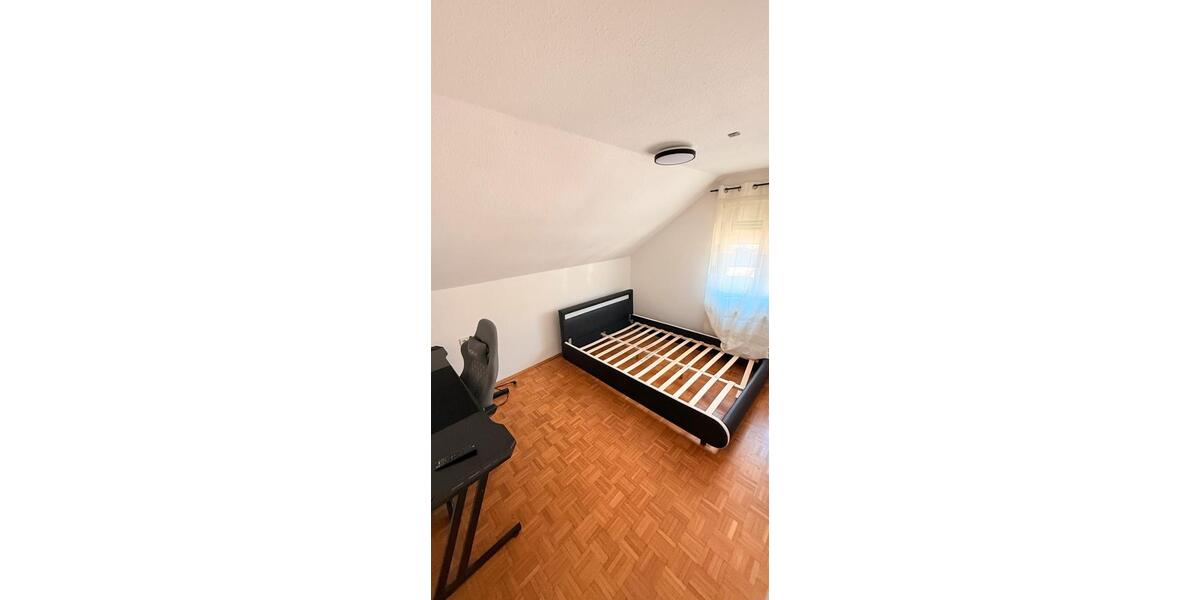 Wohnen auf Zeit Tuttlingen - 3 Zimmer, 75 m&sup2;, 450&euro; | Angebot:25873321