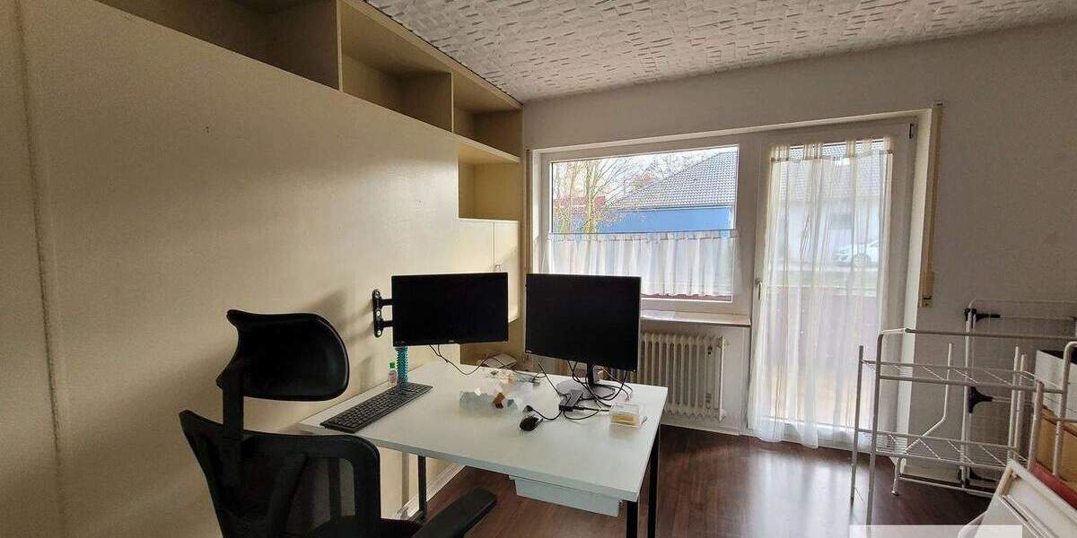 Etagenwohnung Giebelstadt Euerhausen - 4 Zimmer, 113 m&sup2;, 860&euro; | Angebot:24621031