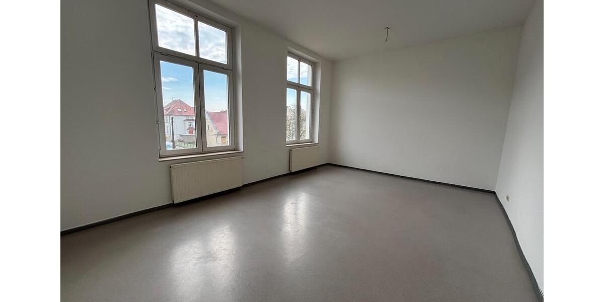 Etagenwohnung Greifswald - 3 Zimmer, 92 m&sup2;, 920&euro; | Angebot:26489172