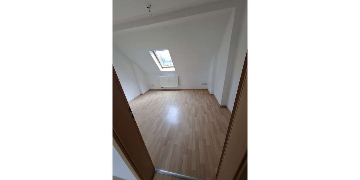 Etagenwohnung Bitterfeld-Wolfen Wolfen - 2 Zimmer, 34 m&sup2;, 255&euro; | Angebot:25284700