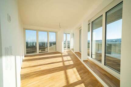 Wohnung zum Mieten in Regensburg 1.535,73 € 93.82 m²