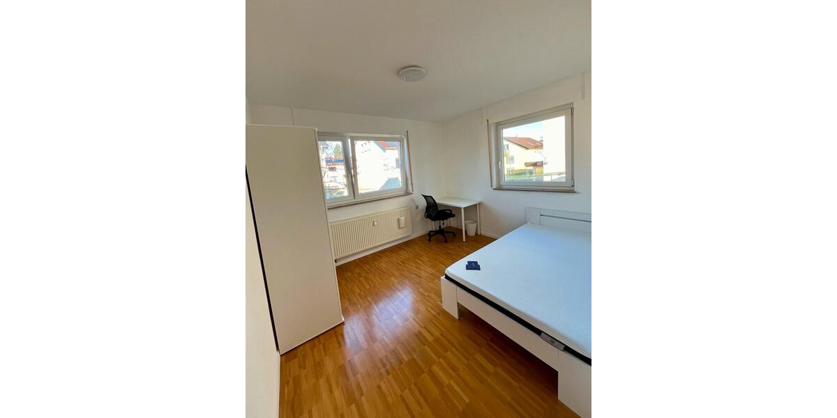 Möbliertes Zimmer in FRAUEN WG in Fellbach 3 zimmer