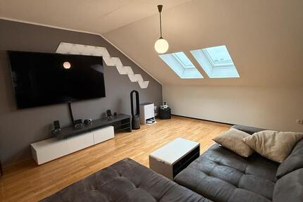 Helle 2-Zimmer Dachgeschosswohnung mit 2 Balkonen in Passau 2 zimmer