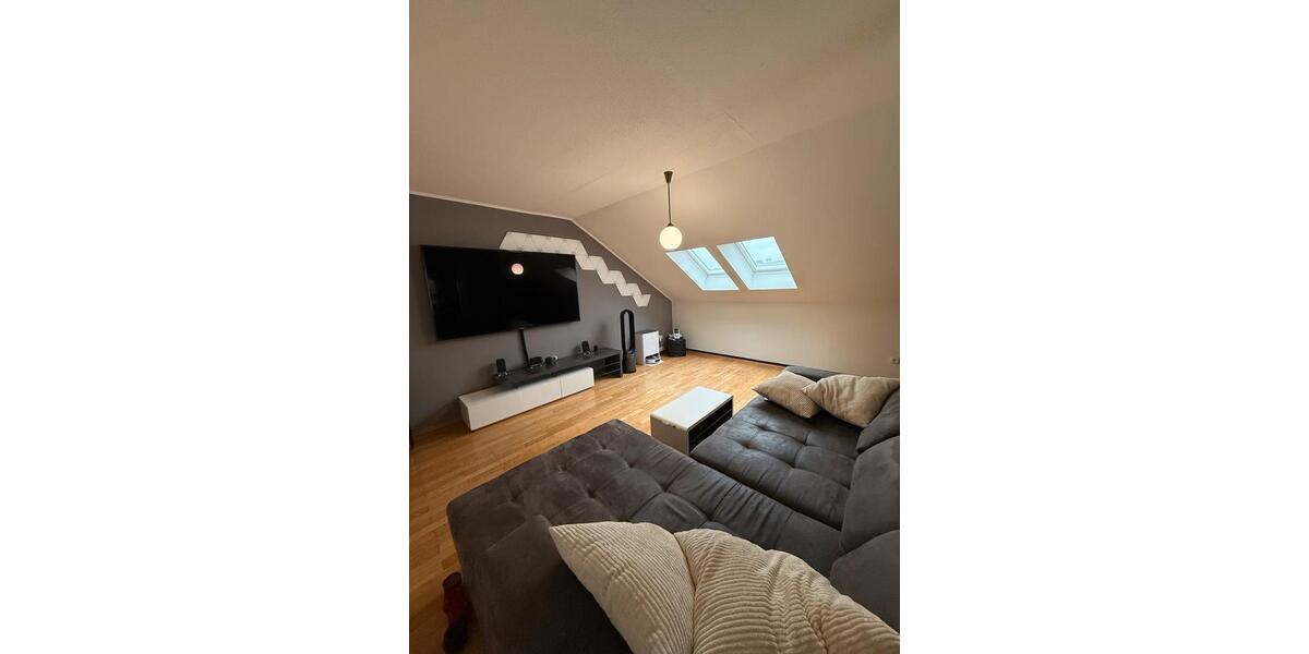 Helle 2-Zimmer Dachgeschosswohnung mit 2 Balkonen in Passau 2 zimmer