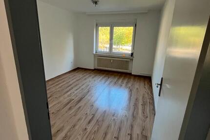 WG Zimmer in Mädels 3erWG 1 zimmer