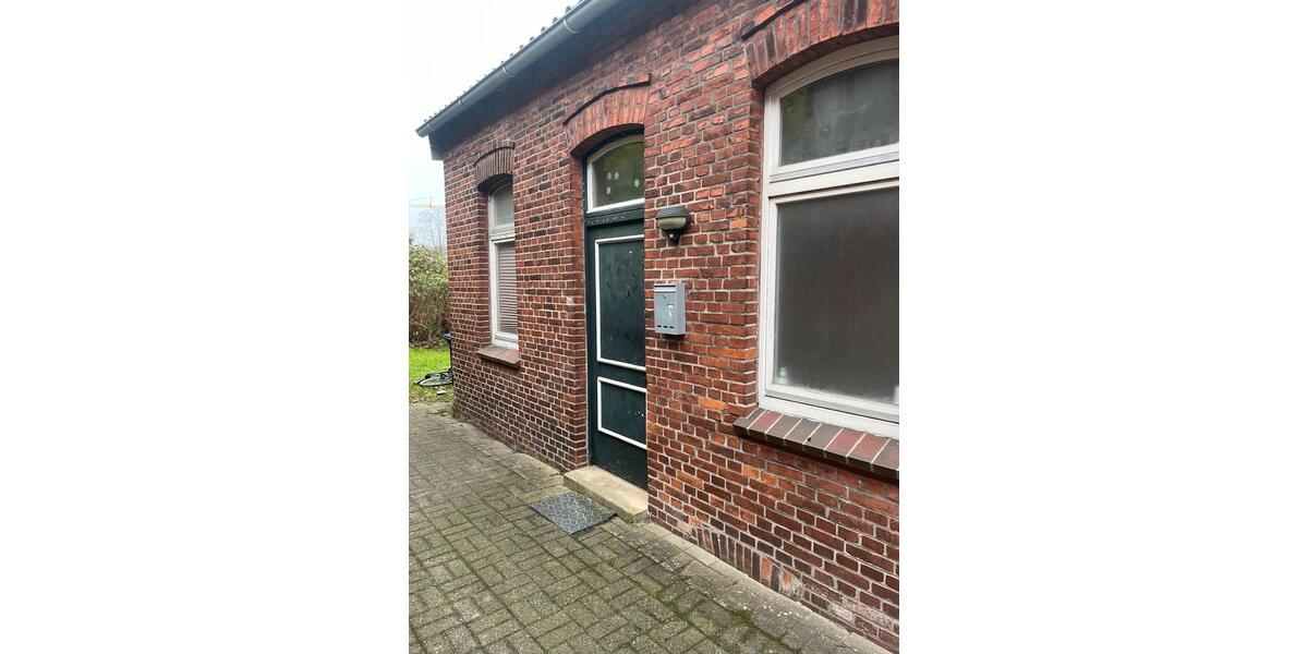 Nachmieter zum 01.01.2026 1 zimmer