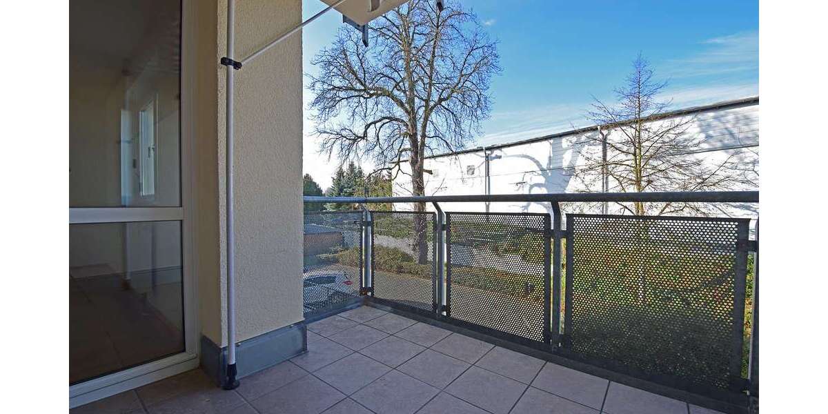 Etagenwohnung Zwönitz - 3 Zimmer, 78 m&sup2;, 550&euro; | Angebot:26106083