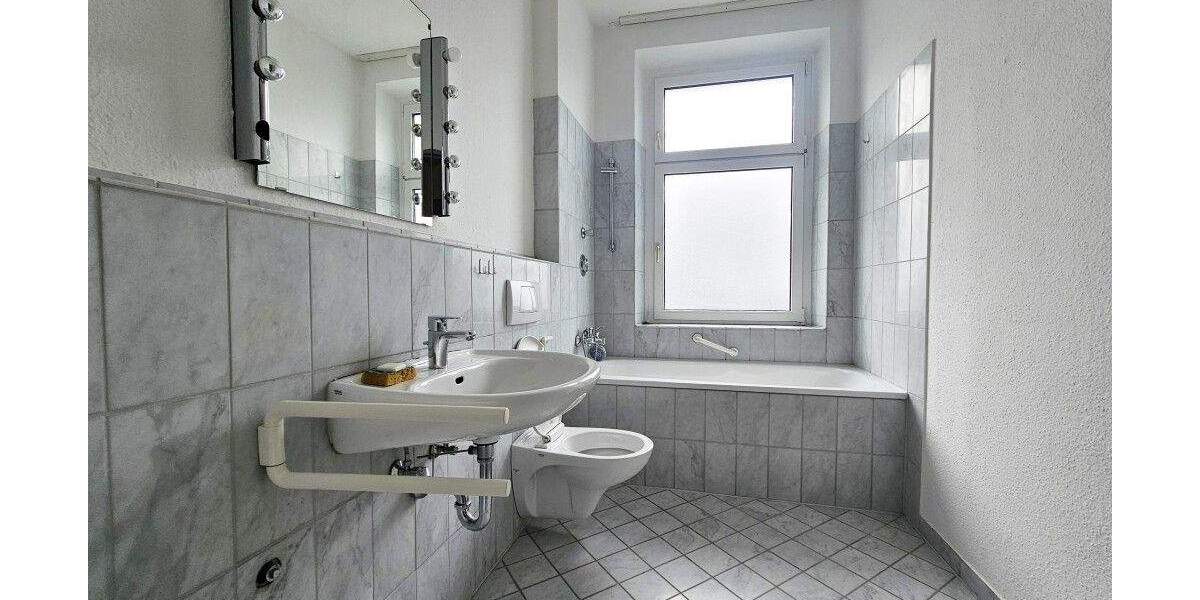 Mit Balkon und Parkettboden in den Herbst starten – Gevelsberg - WE04 2 zimmer