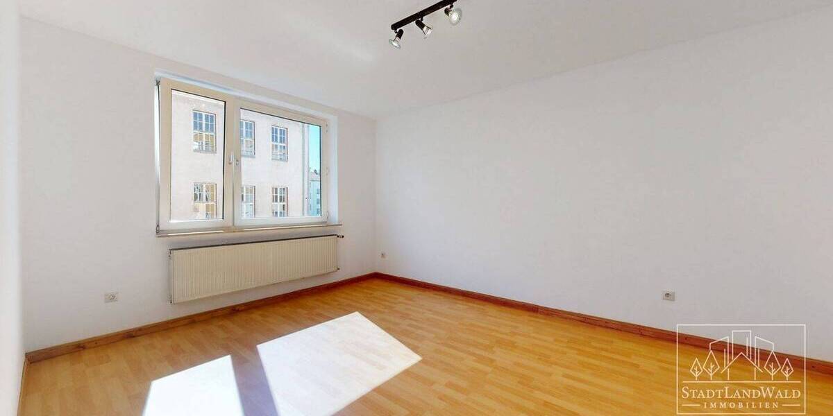 Ruhig wohnen-zentral leben: Renovierte ruhige 3-ZKB Mietwohnung im 2.OG 3 zimmer