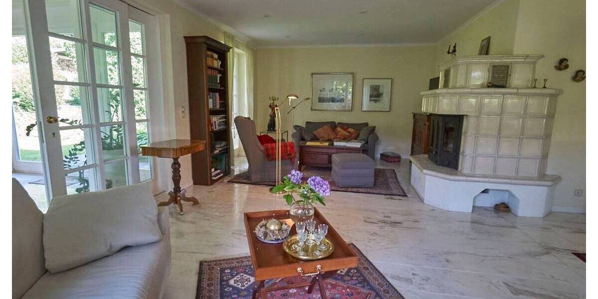 Traumhaus unter Reet! Repräsentatives Wohnhaus in Top Lage der Wingst zu vermieten. 6 zimmer