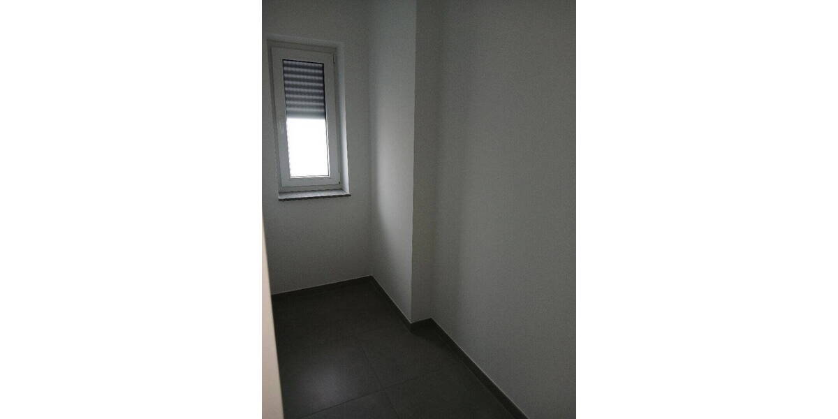 Etagenwohnung Hadamar - 3 Zimmer, 126 m&sup2;, 1.400&euro; | Angebot:26268985